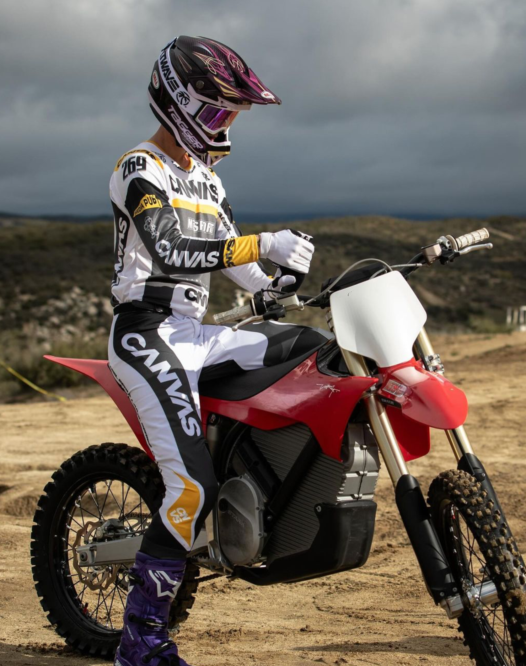 Label Series 9 Custom Motocross Gear - Mango